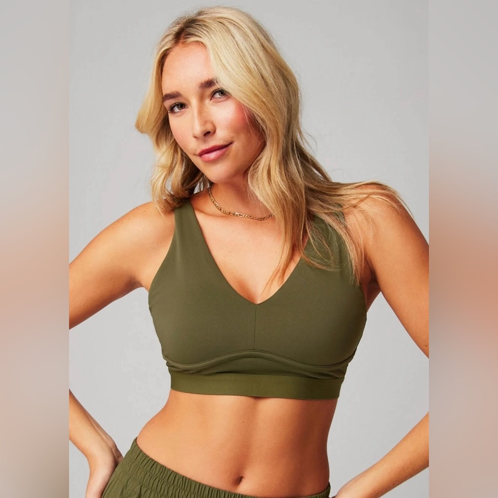 New Fabletics All Day Every Day Low Impact Bra - S